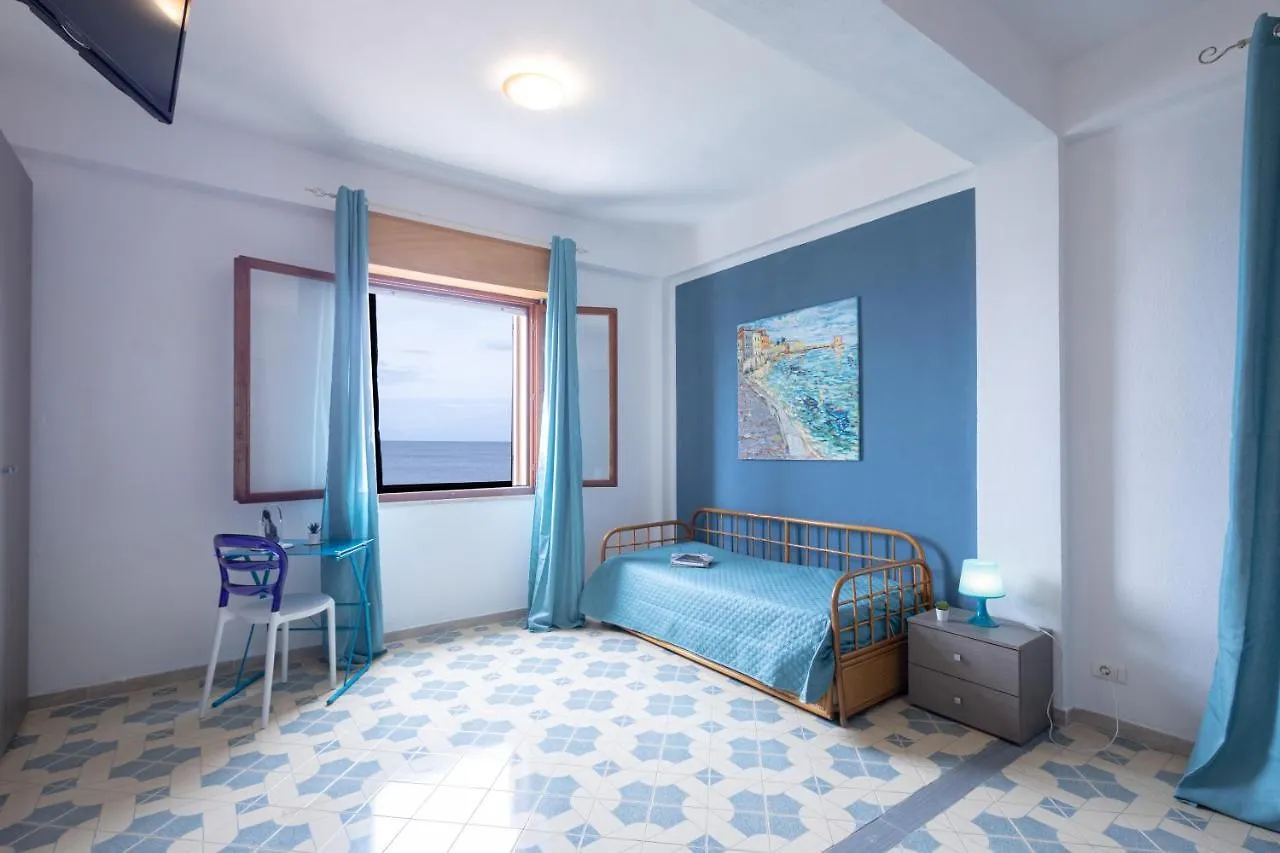 Nana Rooms Tonnara di Bonagia Affittacamere
