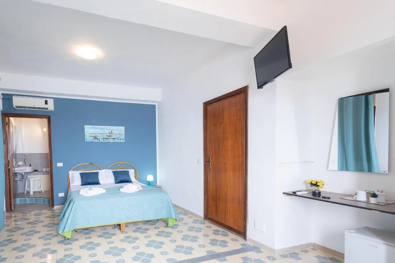 Nana Rooms Tonnara di Bonagia Affittacamere