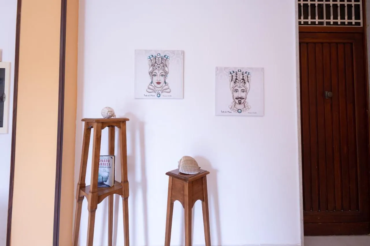 Nana Rooms Tonnara di Bonagia 0*,